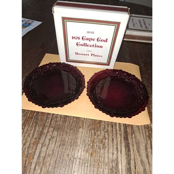 Vintage Avon 1876 Cape Cod Ruby Red Cranberry Pressed Glass Dessert Plates Set - Picture 1 of 5